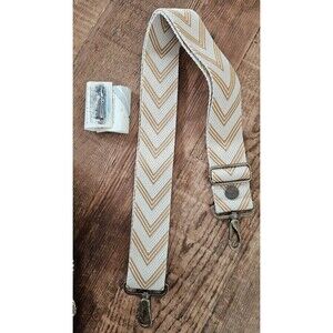 SoRetro Crossbody Bag Guitar Camera Strap Chevron Gold Fast Forward Series